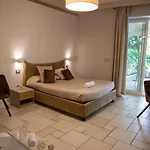 Lux 4* Tarent