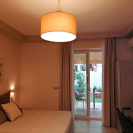 Lux