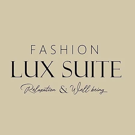 فندق مبيت وإفطار Lux 4*