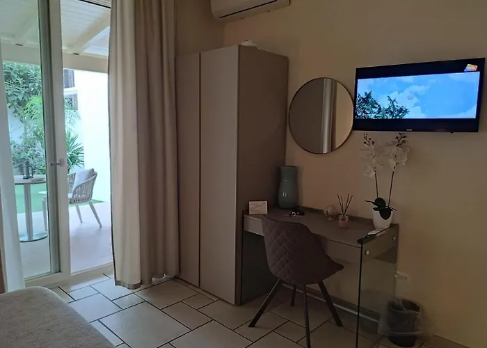 Lux Alojamento de Acomodação e Pequeno-almoço Taranto