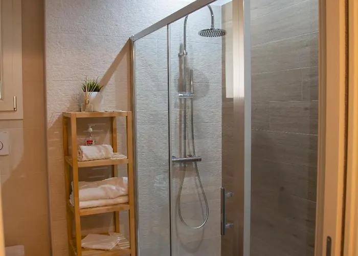 Alojamento de Acomodação e Pequeno-almoço Lux